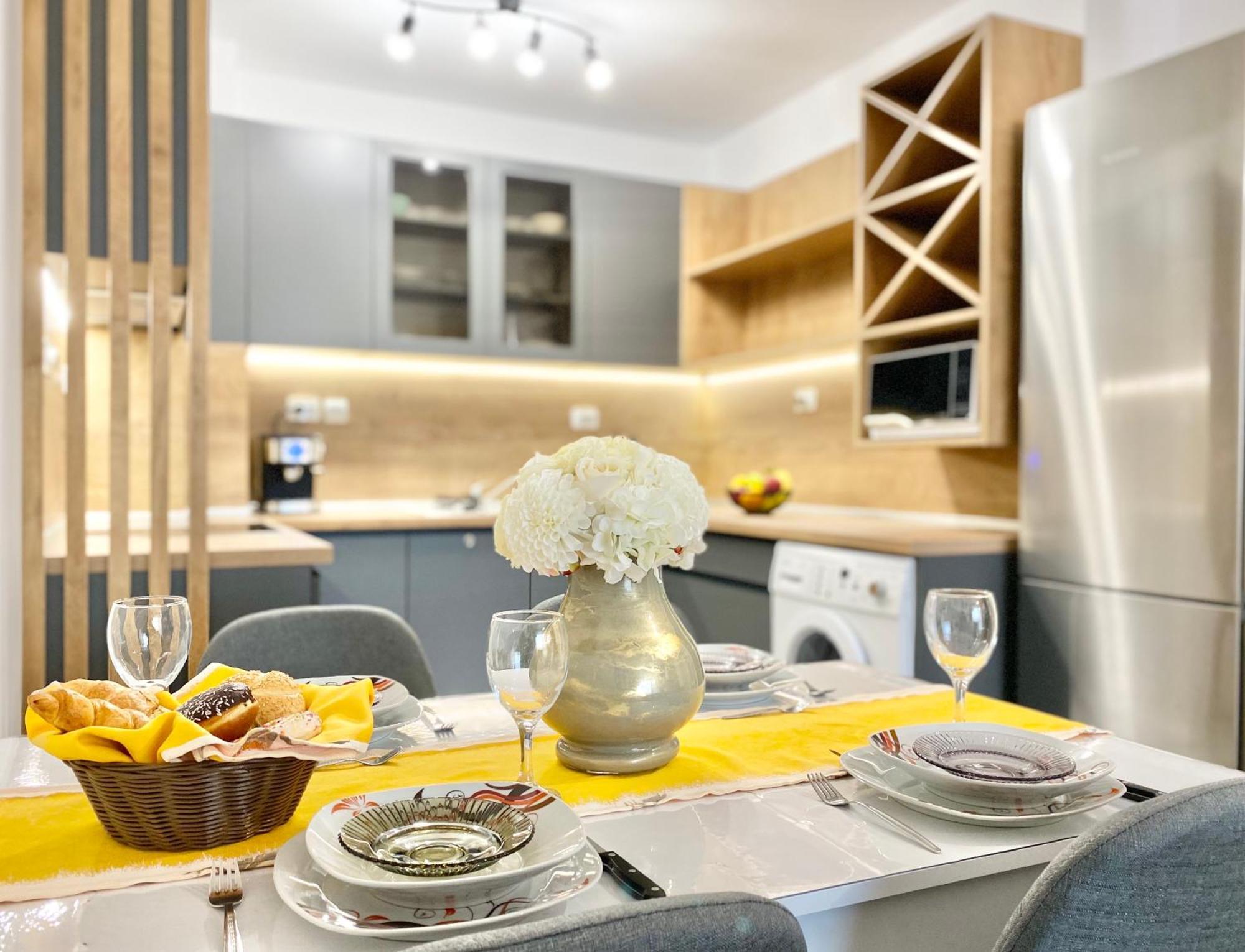 Art Apartment For 4 People Free Parking & Wifi Stara Zagora Eksteriør billede