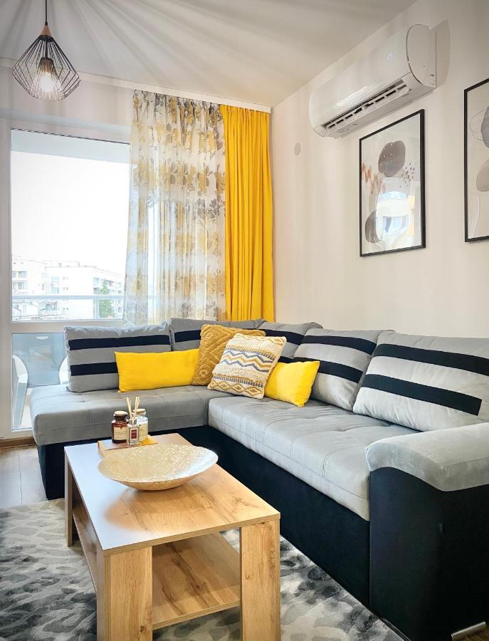 Art Apartment For 4 People Free Parking & Wifi Stara Zagora Eksteriør billede